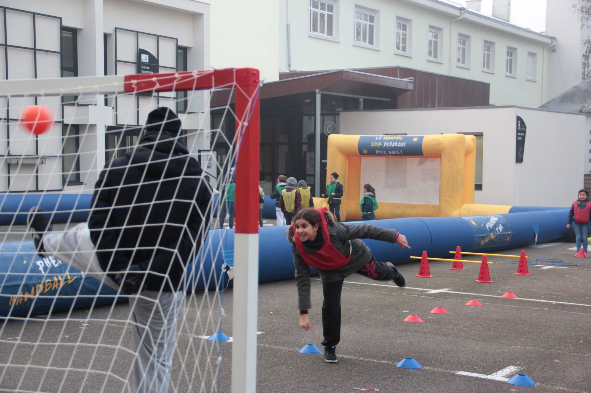 Phénoménal Handball Tour au Centre Ozanam